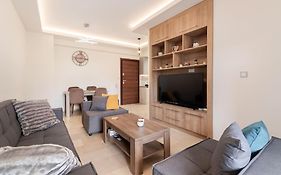 Comfy Flat Near Edem Beach By Atheniankeys